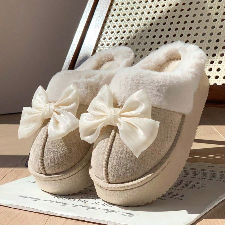 Plateau pantoffels voor dames in suède look met brede omgeslagen pluche kraag en dikke zool - beige met strik