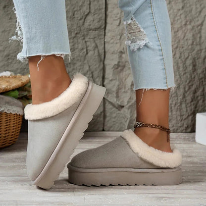 Plateau pantoffels voor dames in suède look met pluche rand en dikke profielzool