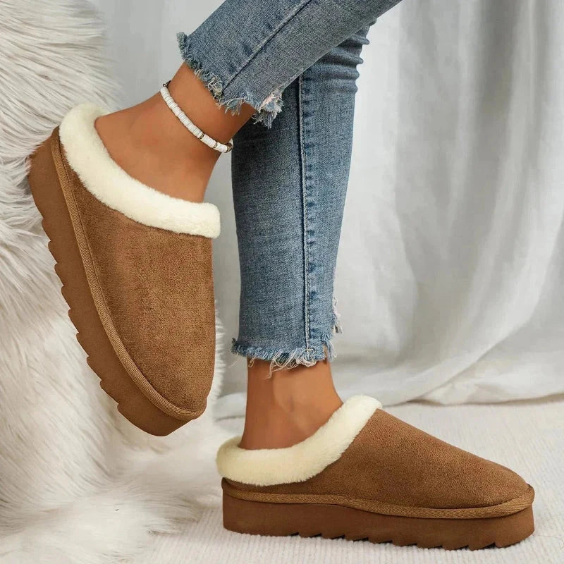 Plateau pantoffels voor dames in suède look met pluche rand en dikke profielzool - beeld 5