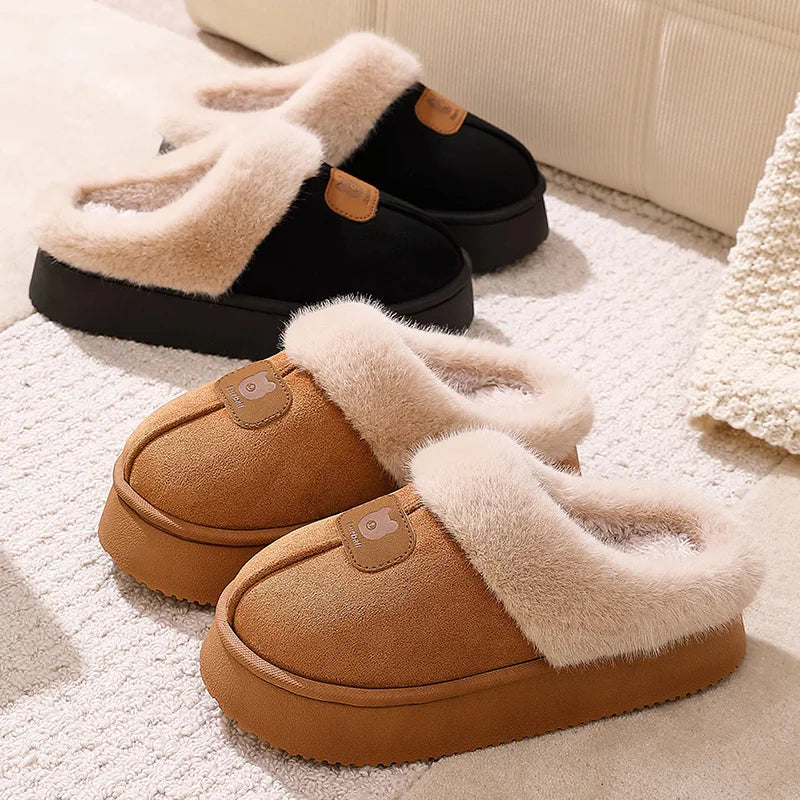 Plateau pantoffels voor dames in suède look met brede pluche rand en open hiel