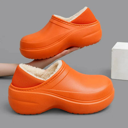 Plateau pantoffels met waterafstotende buitenkant, pluche voering en geribde boord - beeld 4