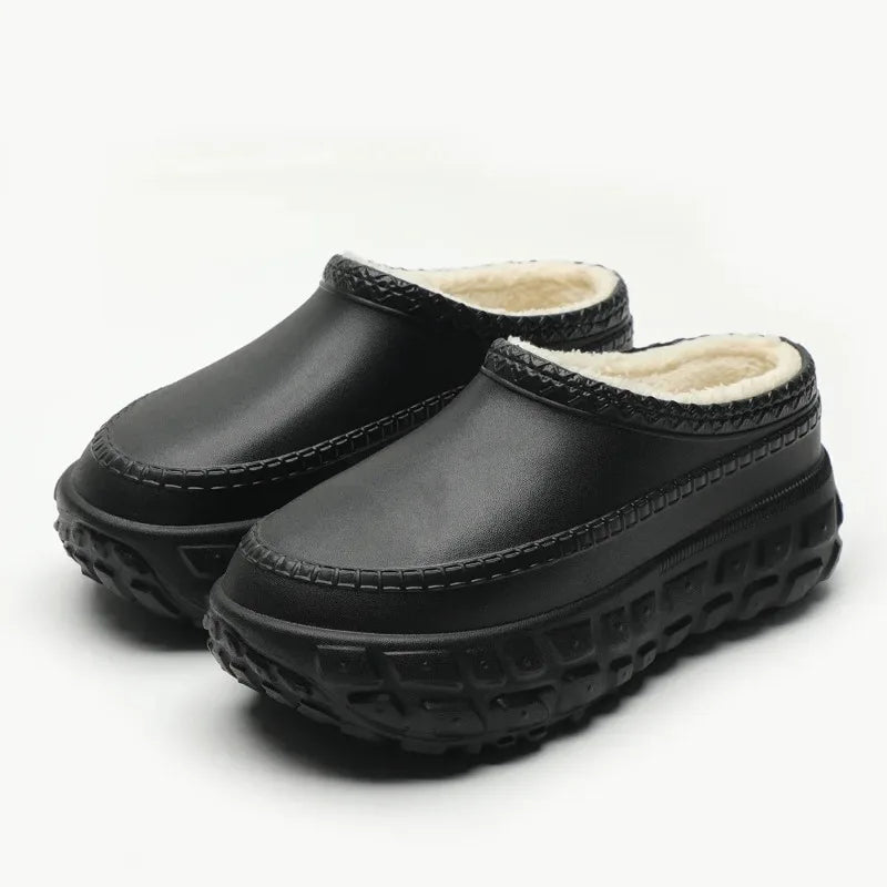 Plateau pantoffels in leerlook met dikke zool met bandenprofiel en pluche voering - beeld 2