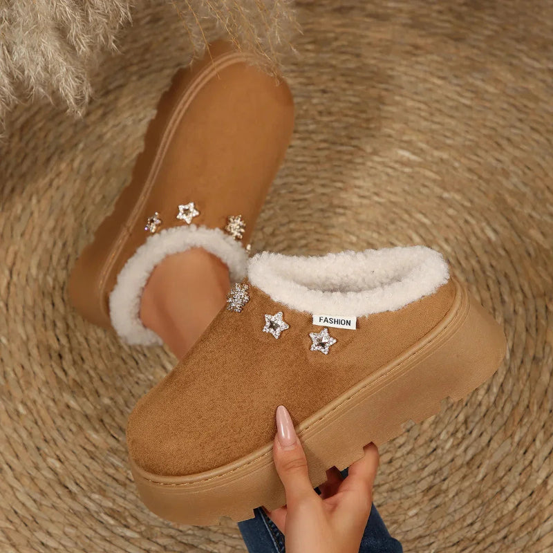 Plateau pantoffels in suède look met pluche rand en sterretjes van strass - beeld 3