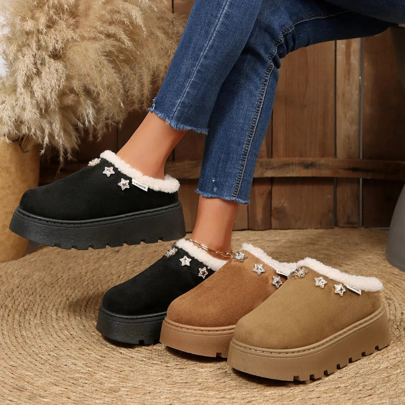 Plateau pantoffels in suède look met pluche rand en sterretjes van strass - beeld 4
