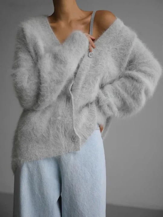 Pluizig oversized damesvest met diepe V-hals en knoopsluiting - lichtgrijs