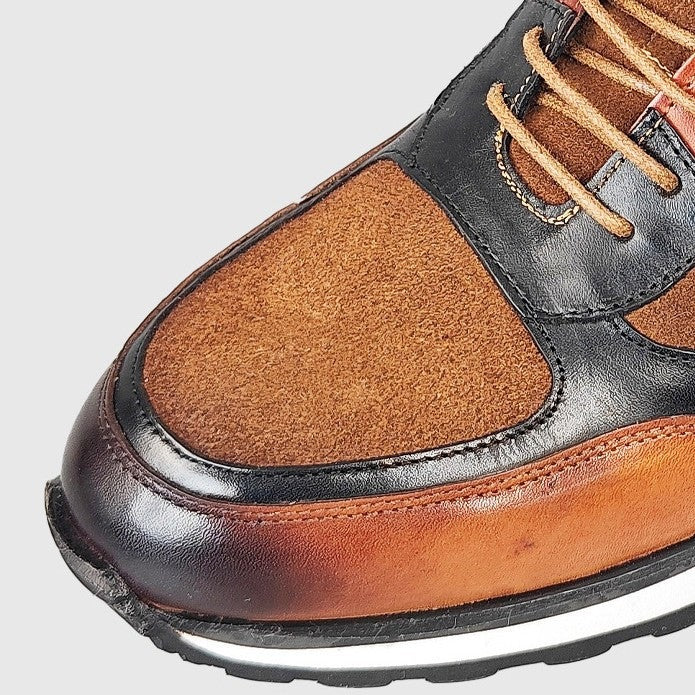 Retro herensneakers in leerlook met patina, matte panelen en een rode streep in de tussenzool - beeld 4