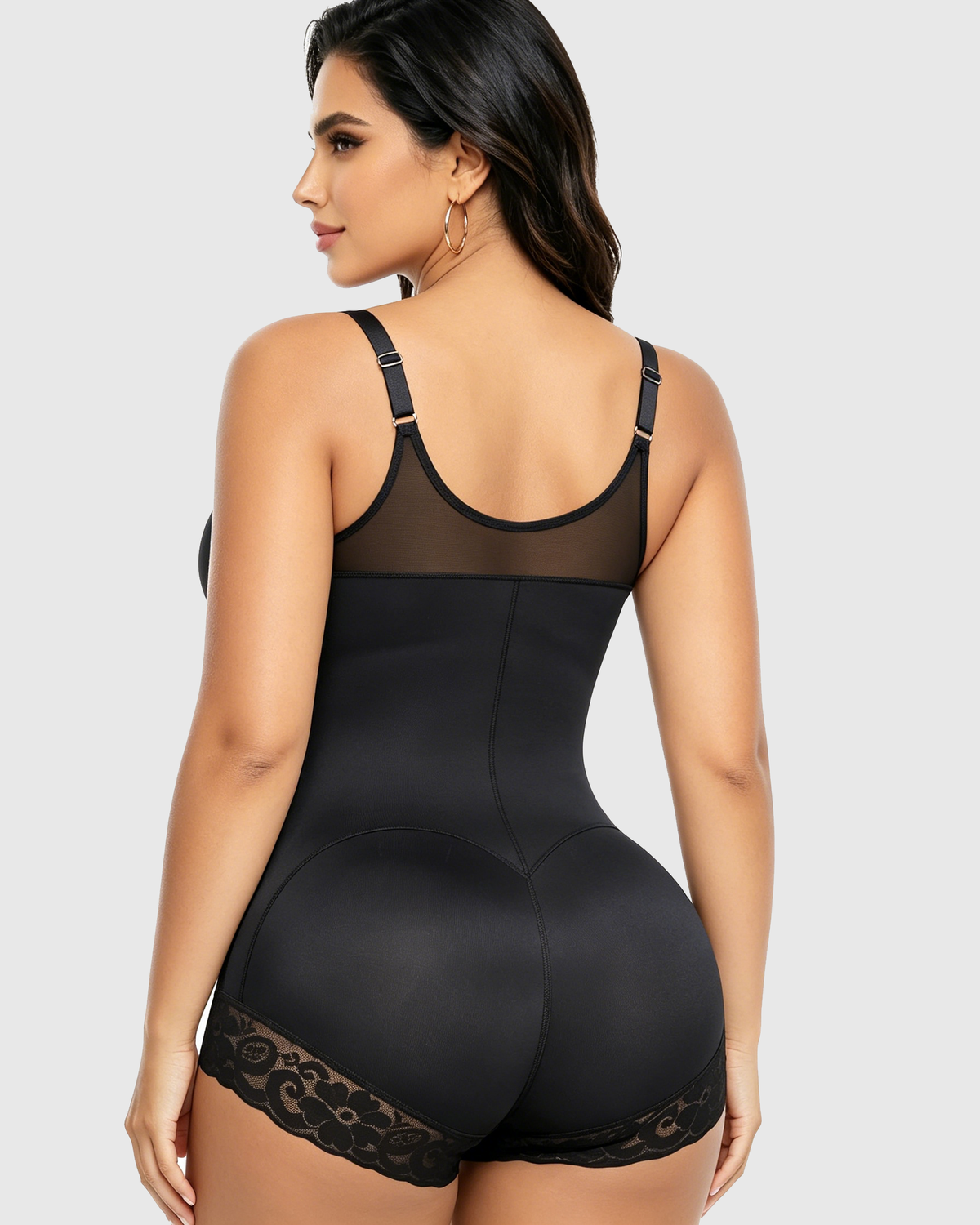Shapewear body met rits aan de voorkant, V-hals en kanten pijpjes