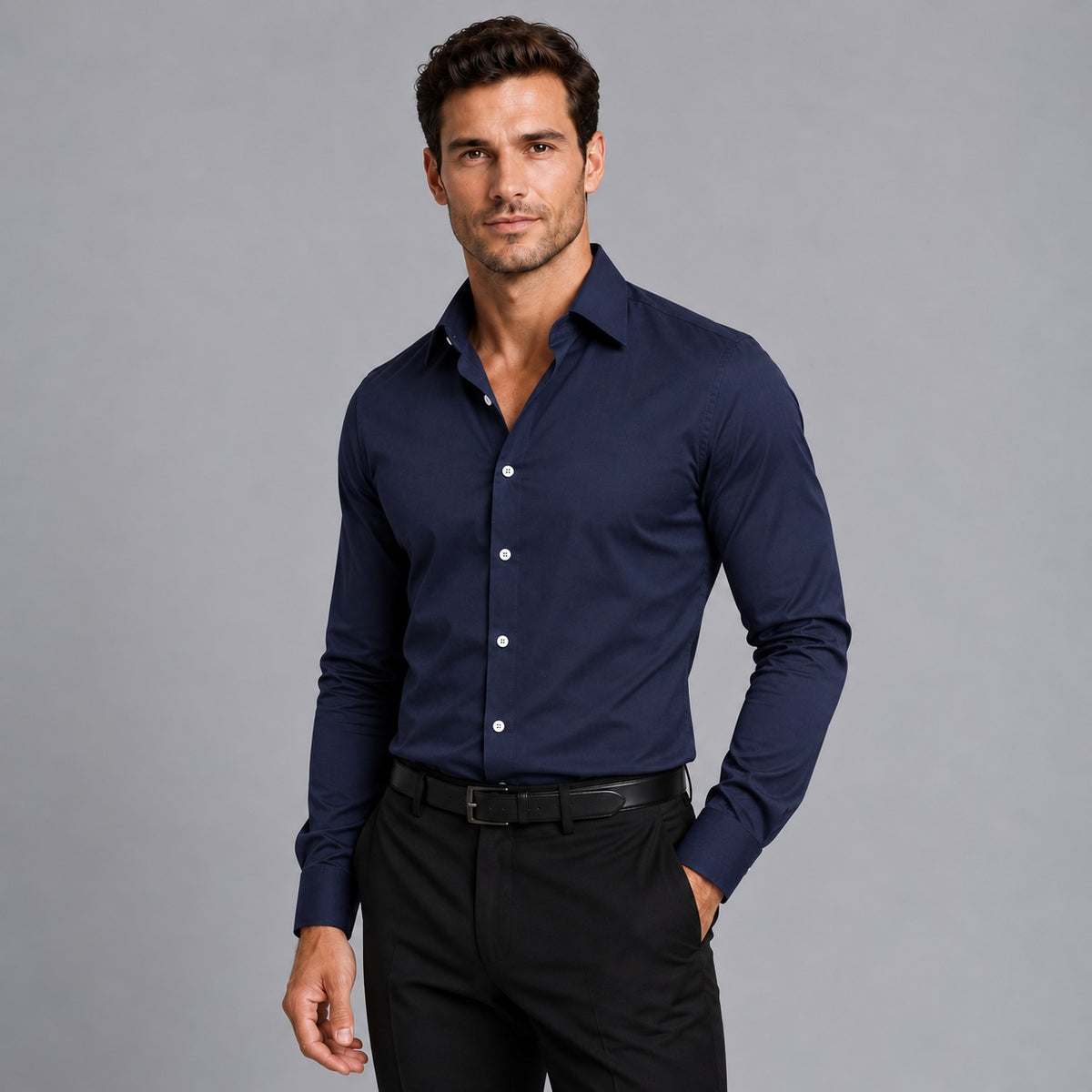 Slim fit stretch overhemd voor heren met witte knopen en klassieke kraag - marineblauw