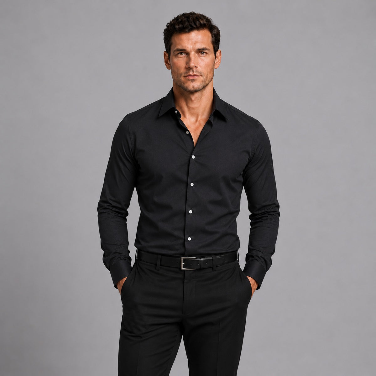 Slim fit stretch overhemd voor heren met witte knopen en klassieke kraag - zwart