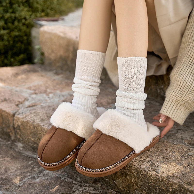 Slippers in suède look met grote pluche kraag, gevlochten rand en open hiel - beeld 5