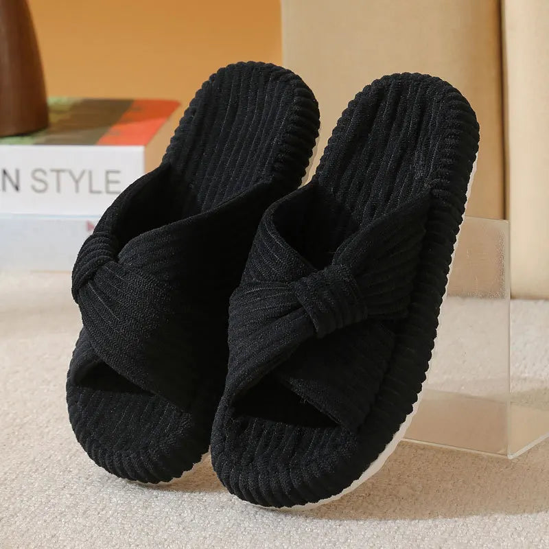 Slippers van ribstof met gekruiste banden en gedraaide knoop - zwart