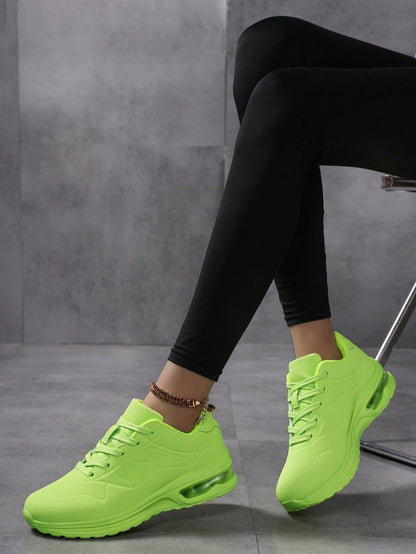 Sneakers voor dames in gladde leerlook, in één kleur met veters en zichtbare luchtkamer in de zool - beeld 8