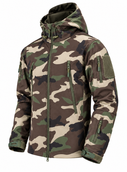 Softshell herenjack met capuchon, fleecevoering en ritszakken - groene camouflage