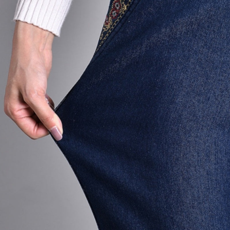 Spijkerbroek - dames - Met Elastische Taille en Zijzakken — Flatterend design met rechte pijp