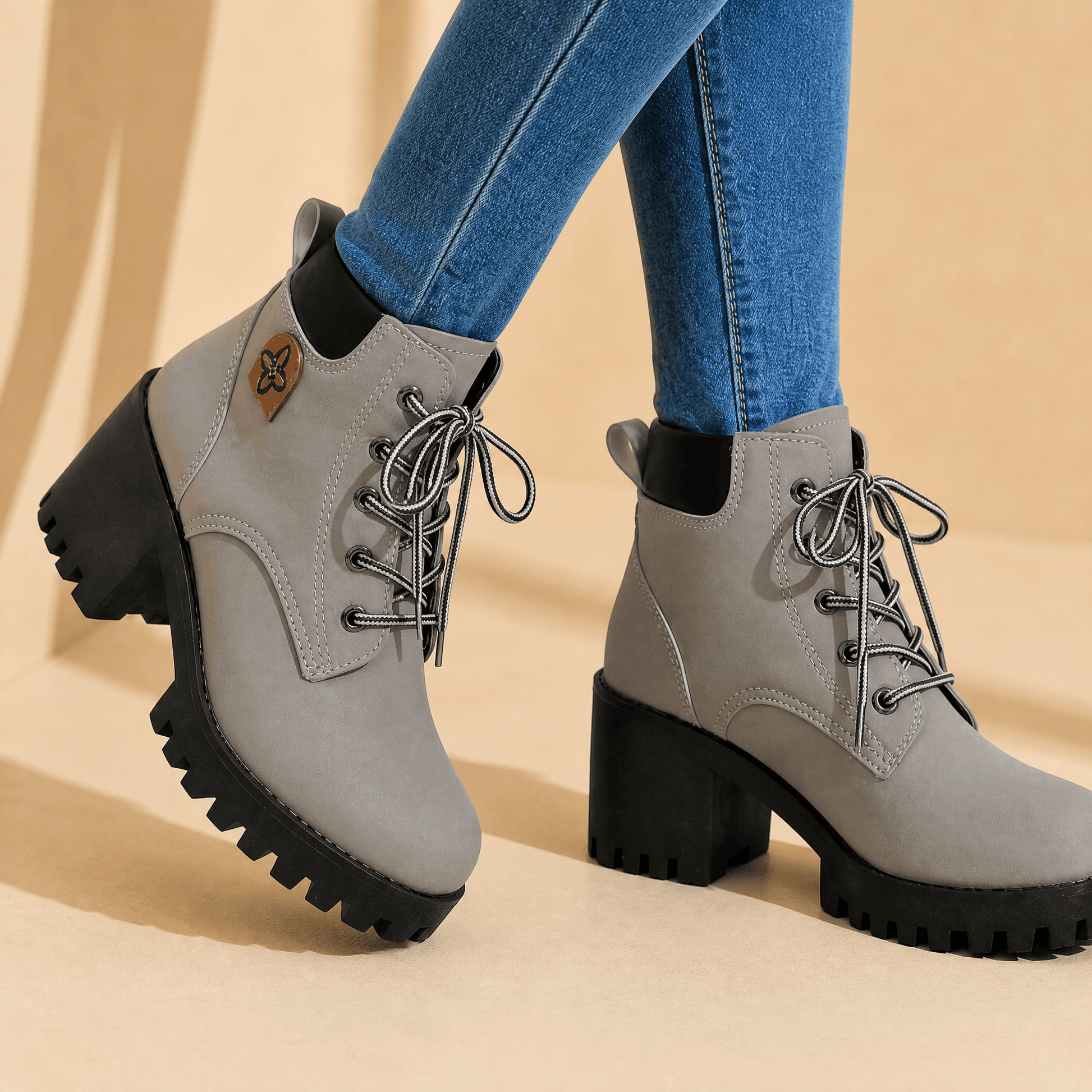 Veterboots dames met plateau in Grijs