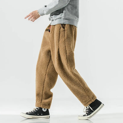 Teddy joggingbroek voor heren met rood trekkoord en elastische boord aan de enkel - camel