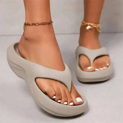 Teenslippers met brede teenband en extra dikke zool van EVA