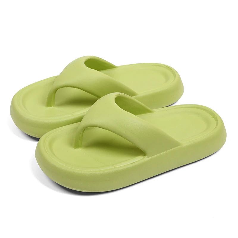 Teenslippers met dikke, zachte EVA-zool en brede platte band - limegroen