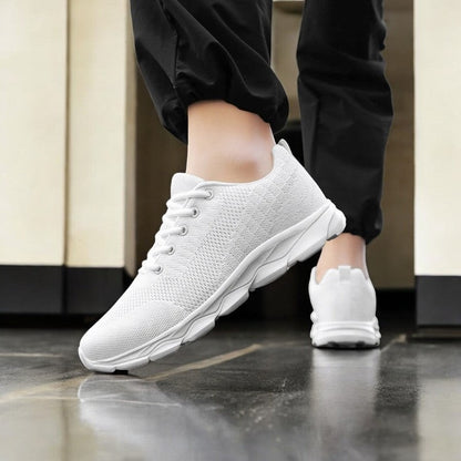 Herensneakers van mesh met lichte schokdempende zool en veters - beeld 5